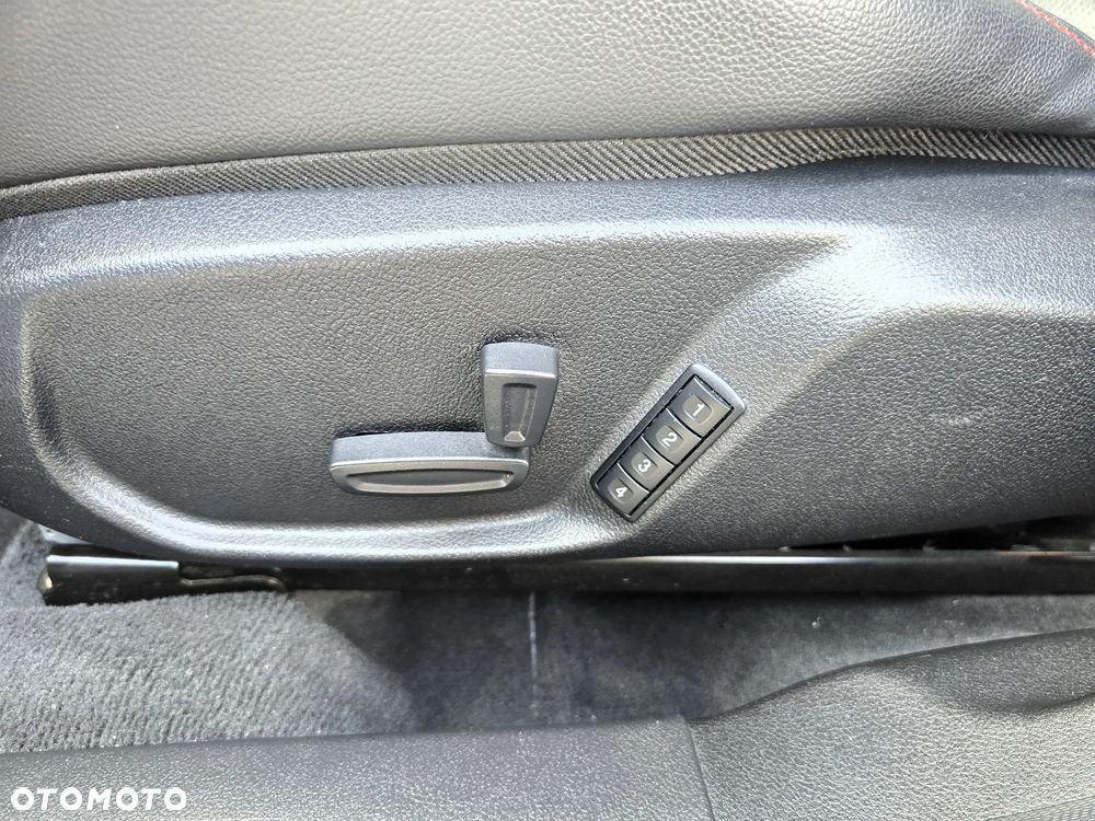 Ford Mondeo 2.0 EcoBoost Titanium S - 23