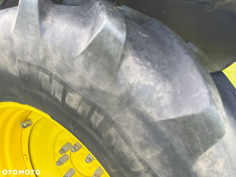 John Deere 6150R - 12