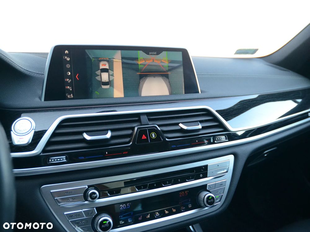 BMW Seria 7 - 27