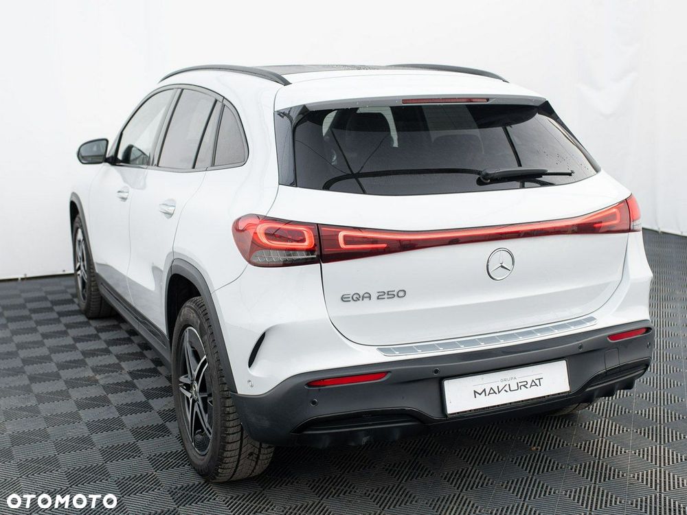 Mercedes-Benz EQA 250 66.5kWh AMG Line - 5