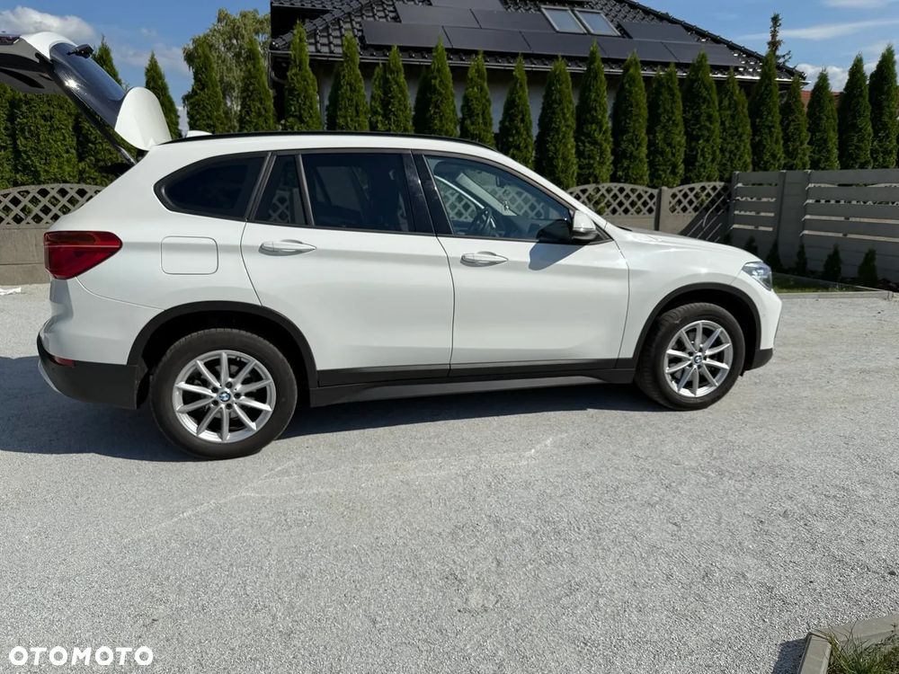BMW X1 sDrive18i - 2
