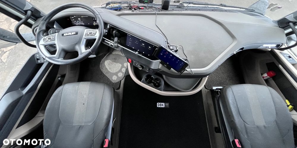 DAF XG - 8