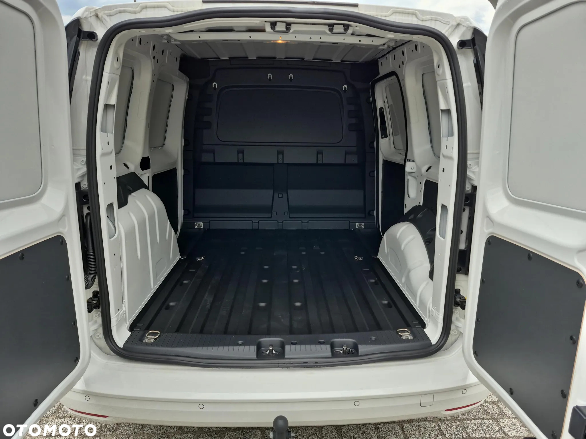 Volkswagen Caddy Cargo - 17