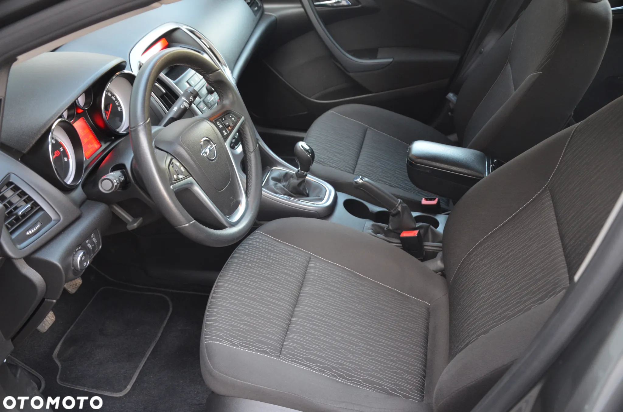 Opel Astra - 11