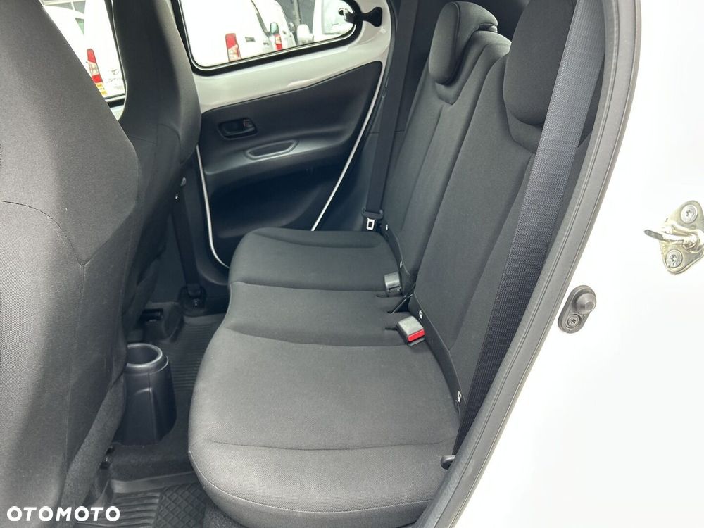 Toyota Aygo X - 13