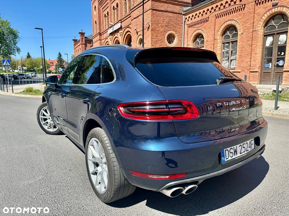 Porsche Macan - 11