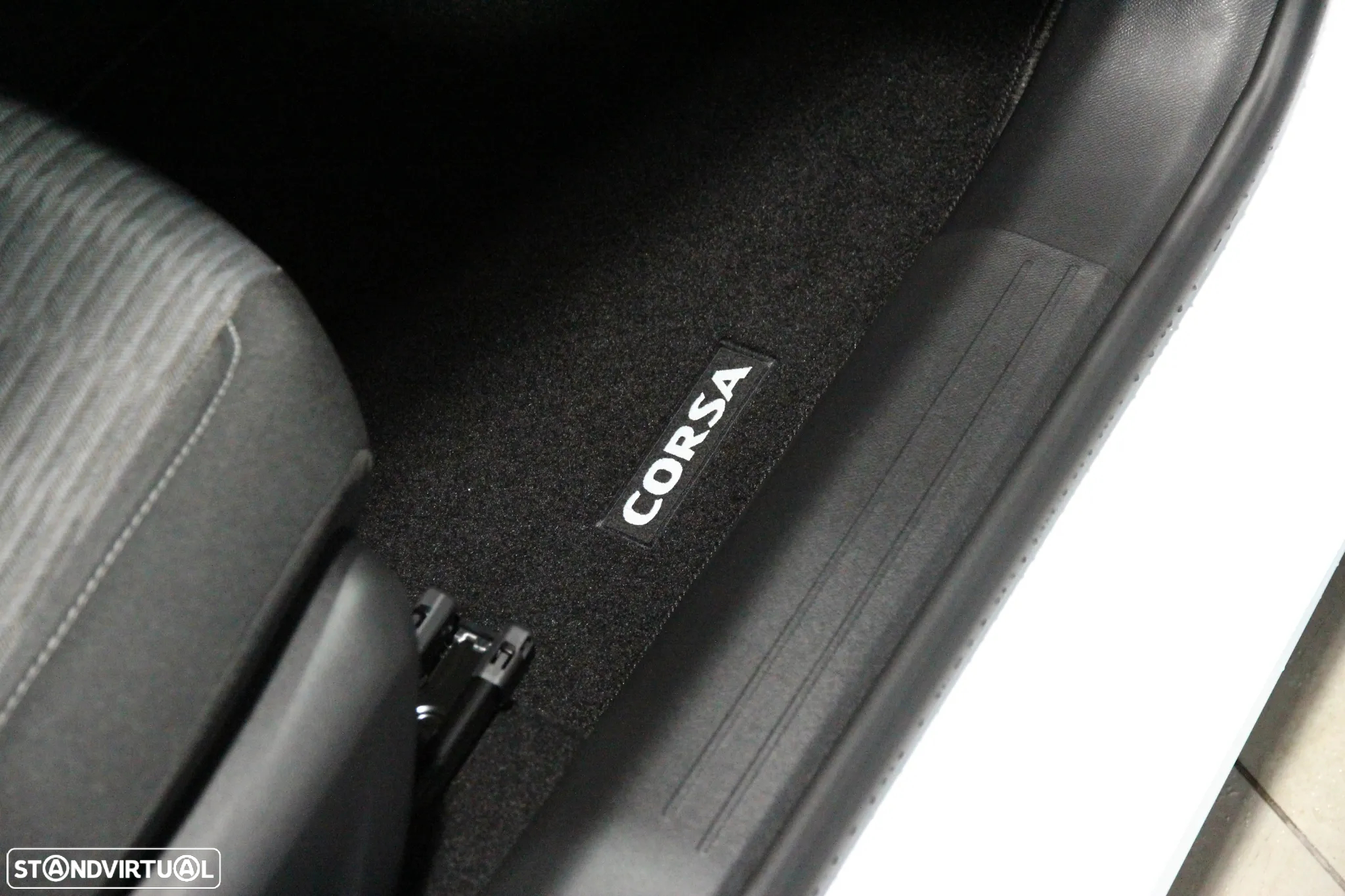 Opel Corsa 1.2 Business - 8