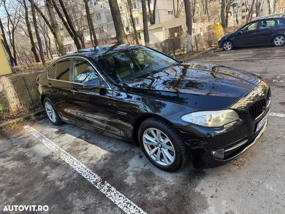 BMW Seria 5 520d Sport-Aut. - 3