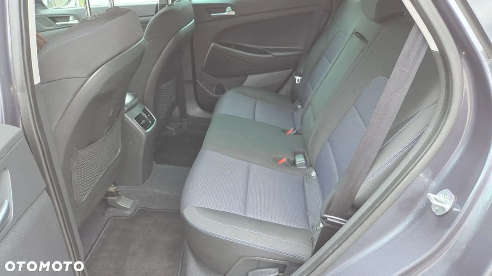 Hyundai Tucson blue 1.6 GDi 2WD Passion - 9