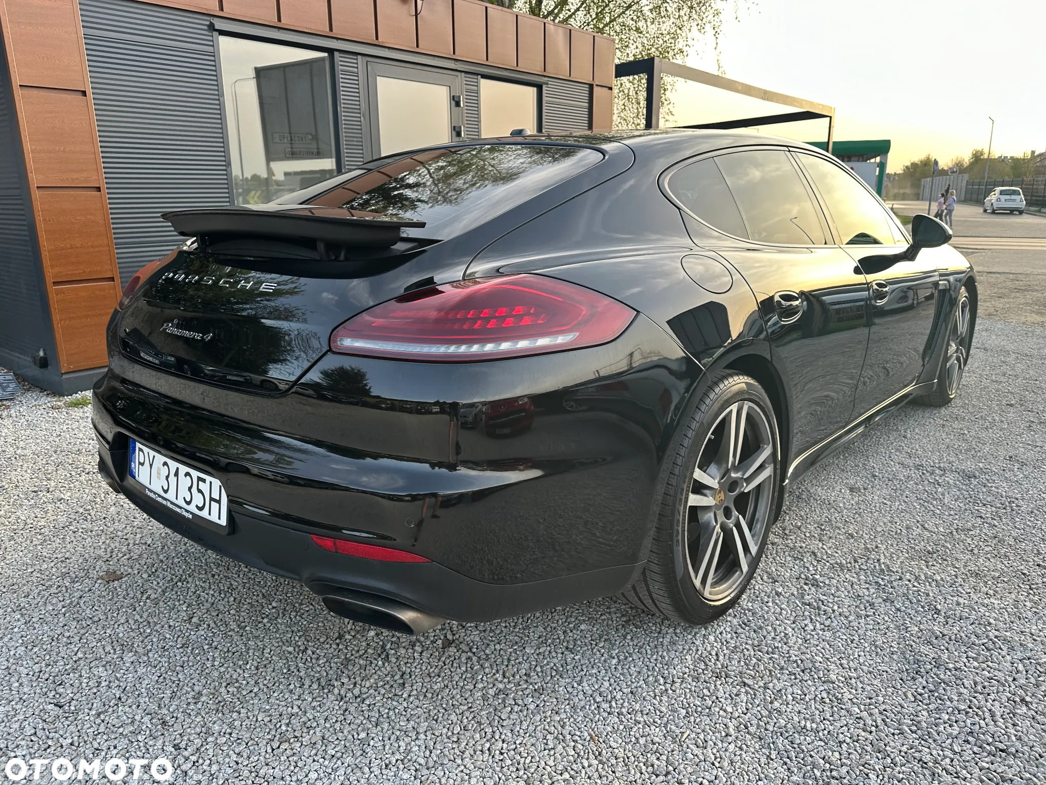 Porsche Panamera 4 PDK Edition - 19
