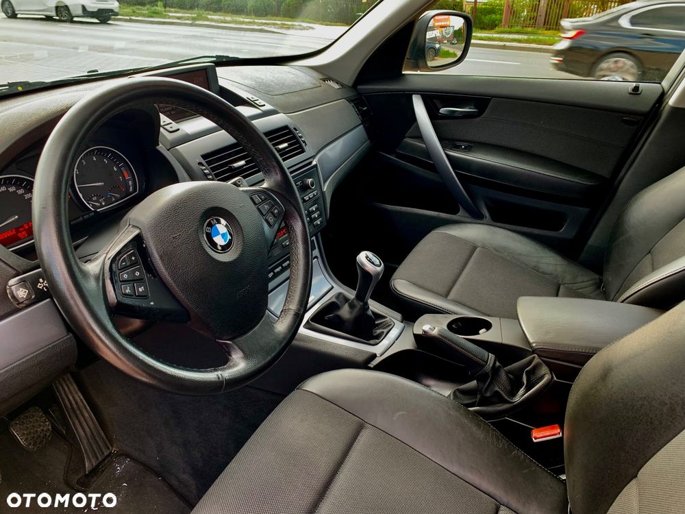 BMW X3 xDrive20i Edition Exclusive - 16