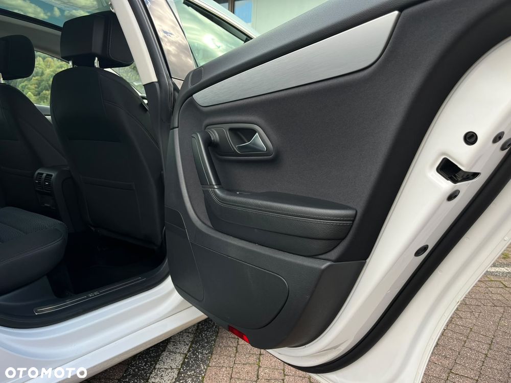 Volkswagen CC 1.4 TSI BMT - 20