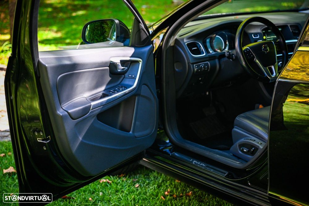 Volvo V60 - 23