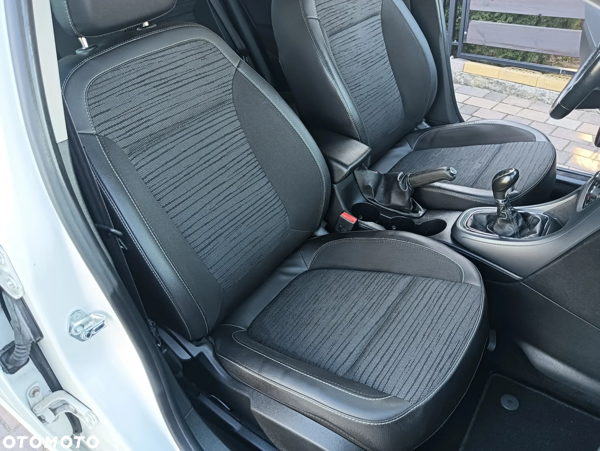 Opel Astra 1.4 Turbo Design Edition - 17
