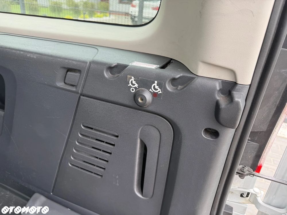 Renault Kangoo ENERGY dCi 110 FAP Start & Stop Luxe - 23