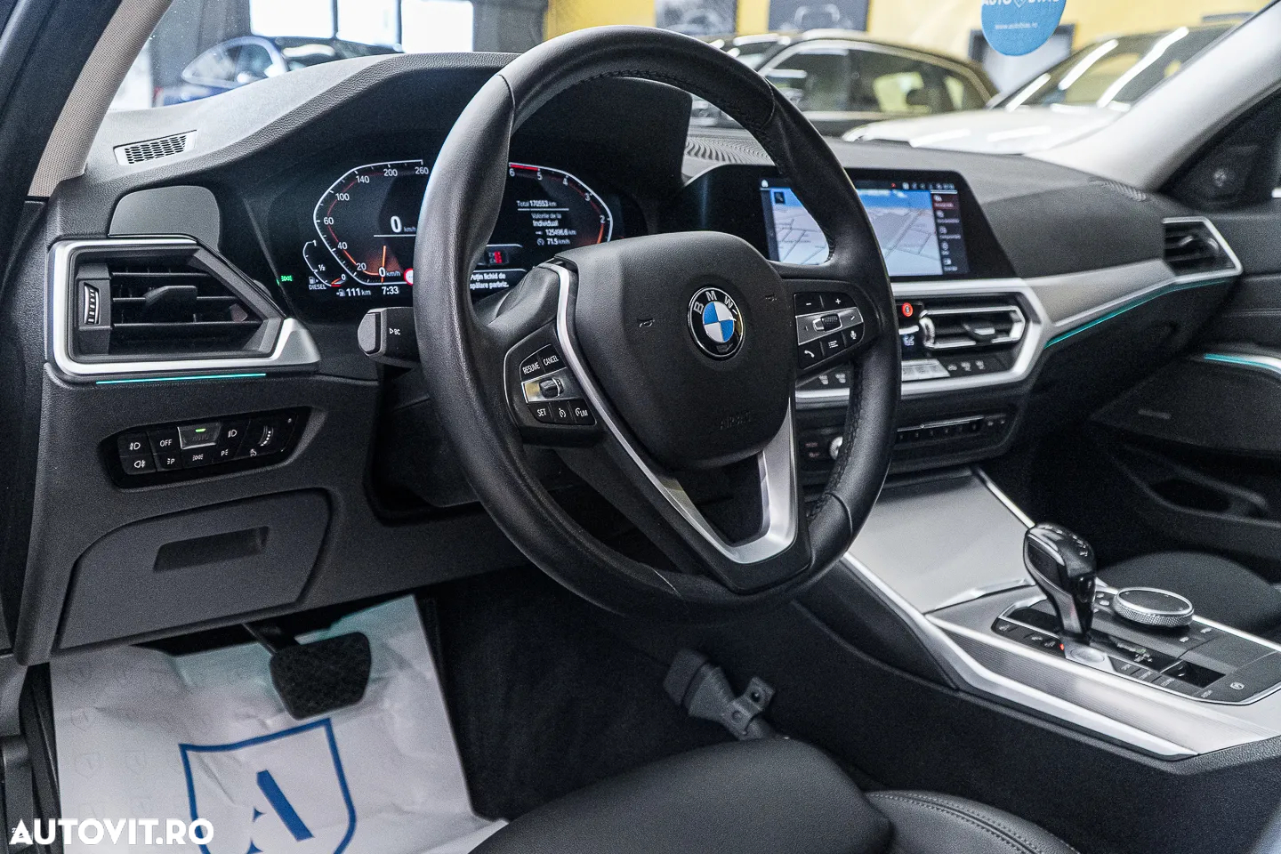 BMW Seria 3 318d Aut. Sport Line - 6