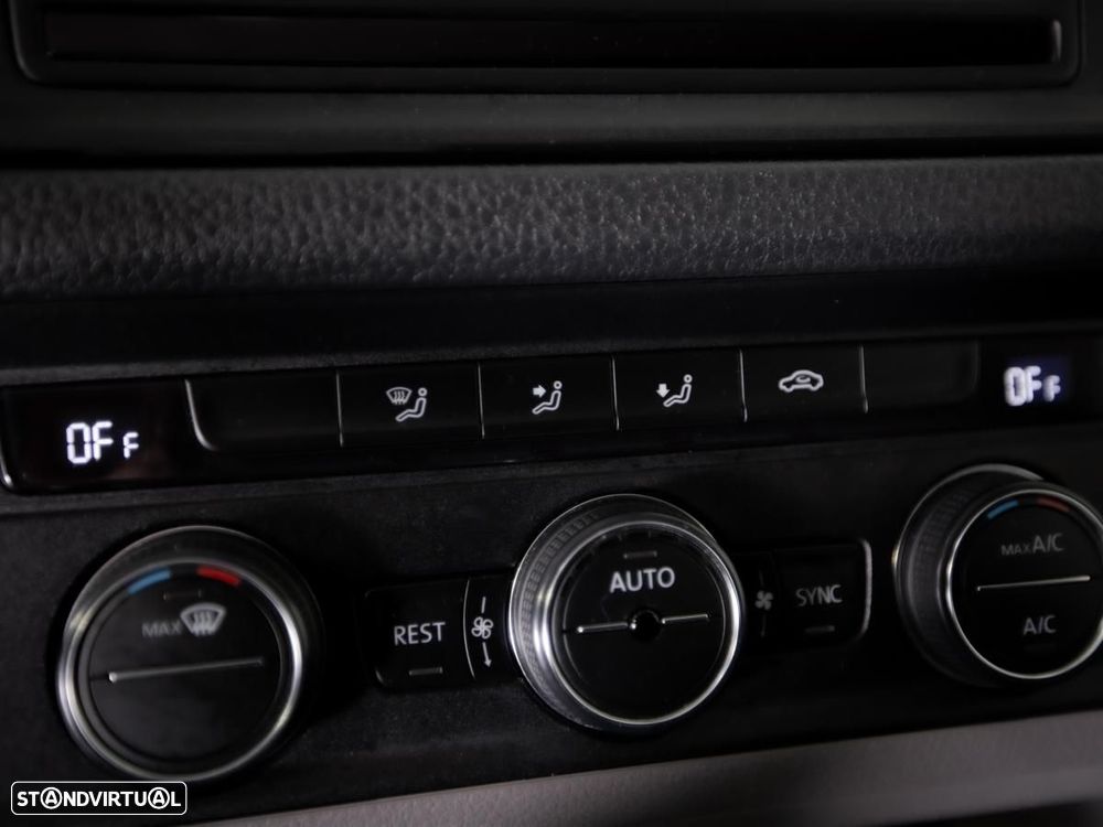 VW Crafter 2.0 TDI MWB HRF F (c/iva) - 17