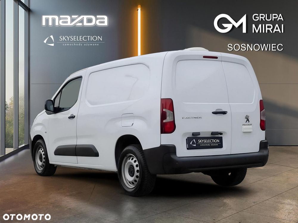 Peugeot Partner Van - 3
