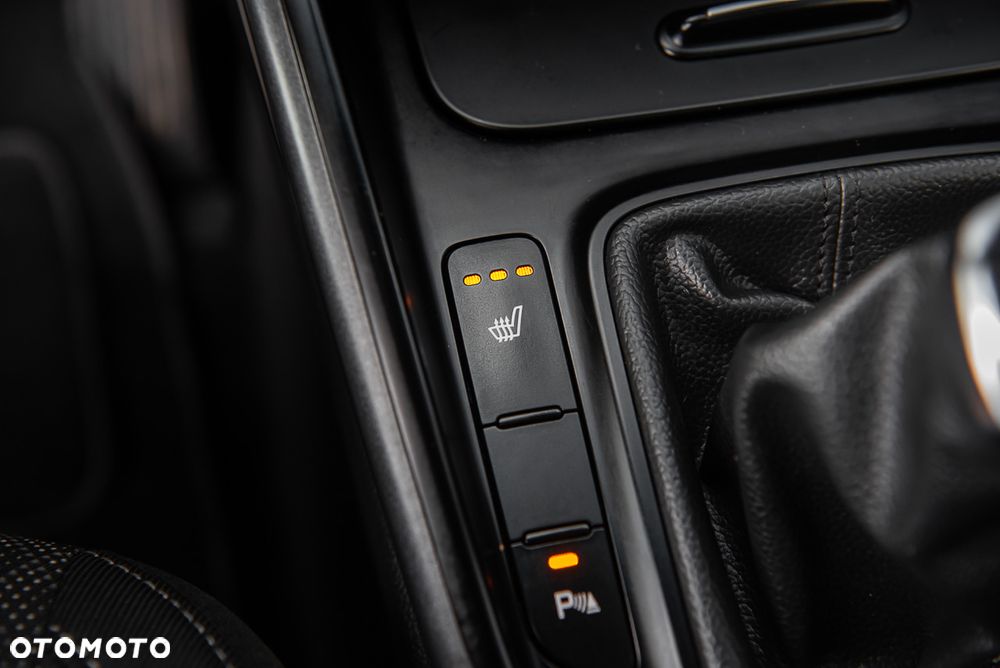 Kia Carens 1.7 CRDi L 7os - 26