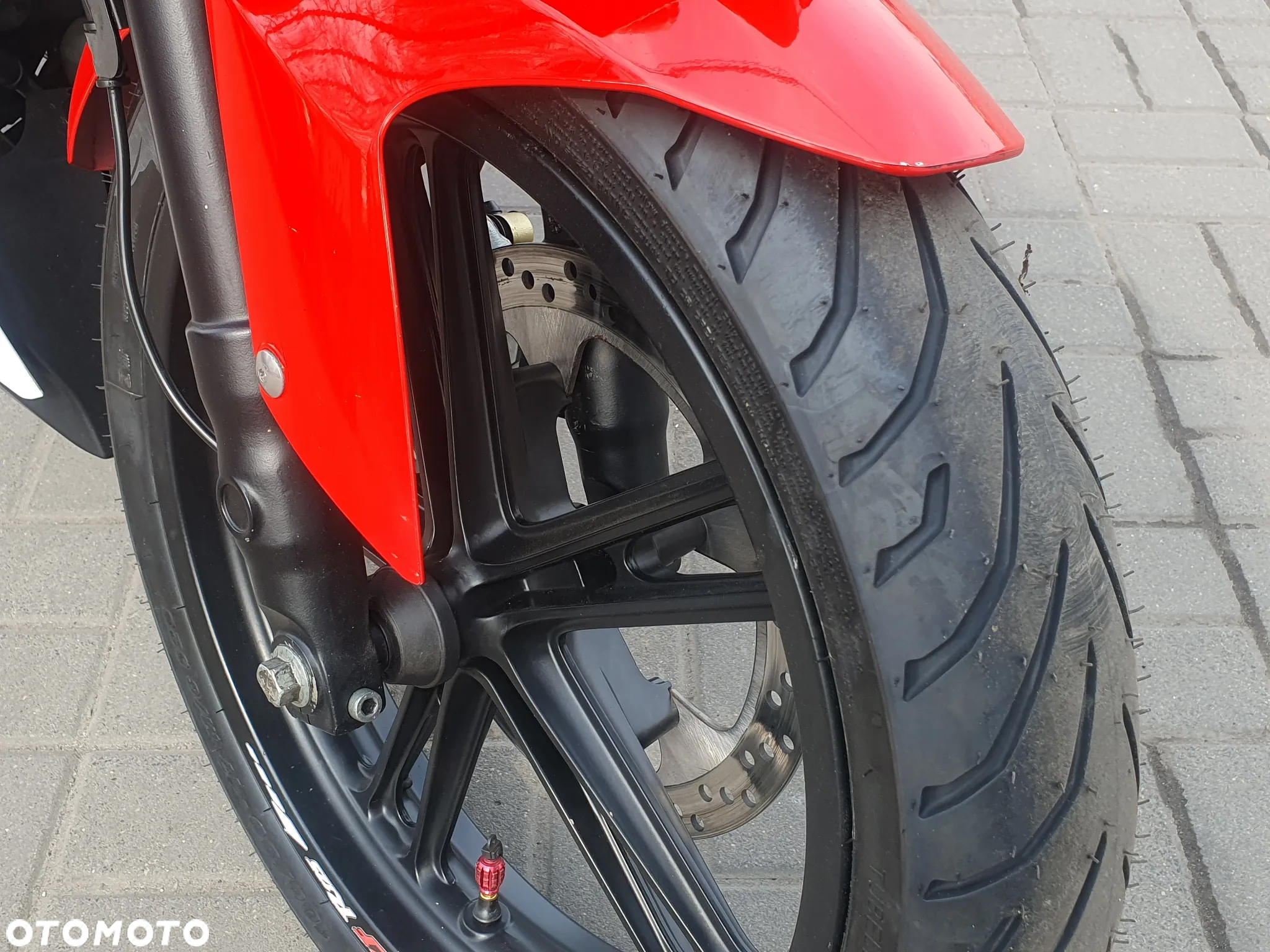 Yamaha YZF - 16