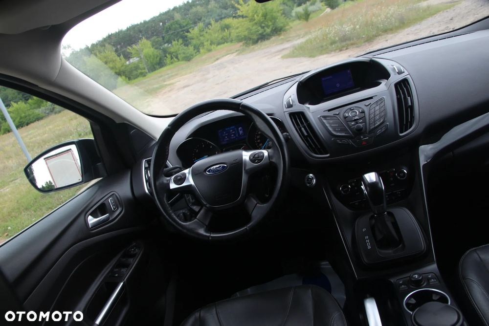 Ford Kuga 2.0 TDCi 4WD Titanium - 28