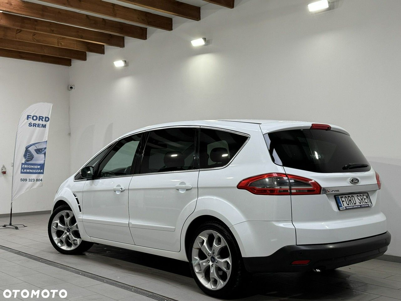 Ford S-Max 2.0 TDCi DPF Titanium - 16