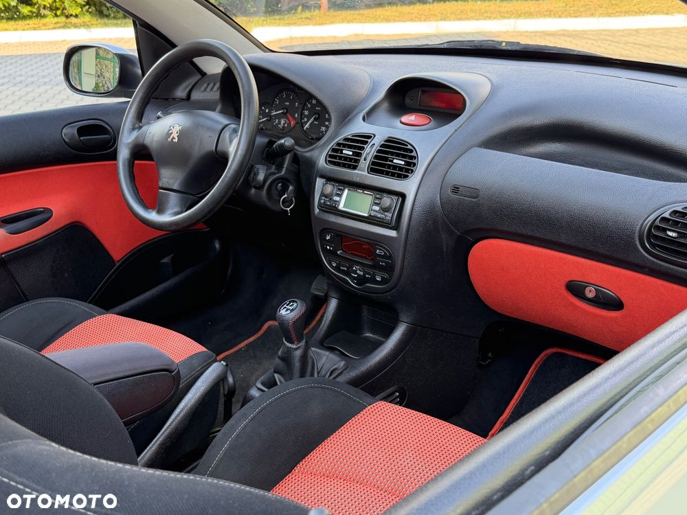 Peugeot 206 CC - 17