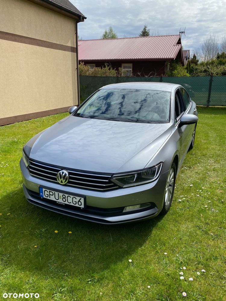 Volkswagen Passat 1.6 TDI BMT Trendline - 9