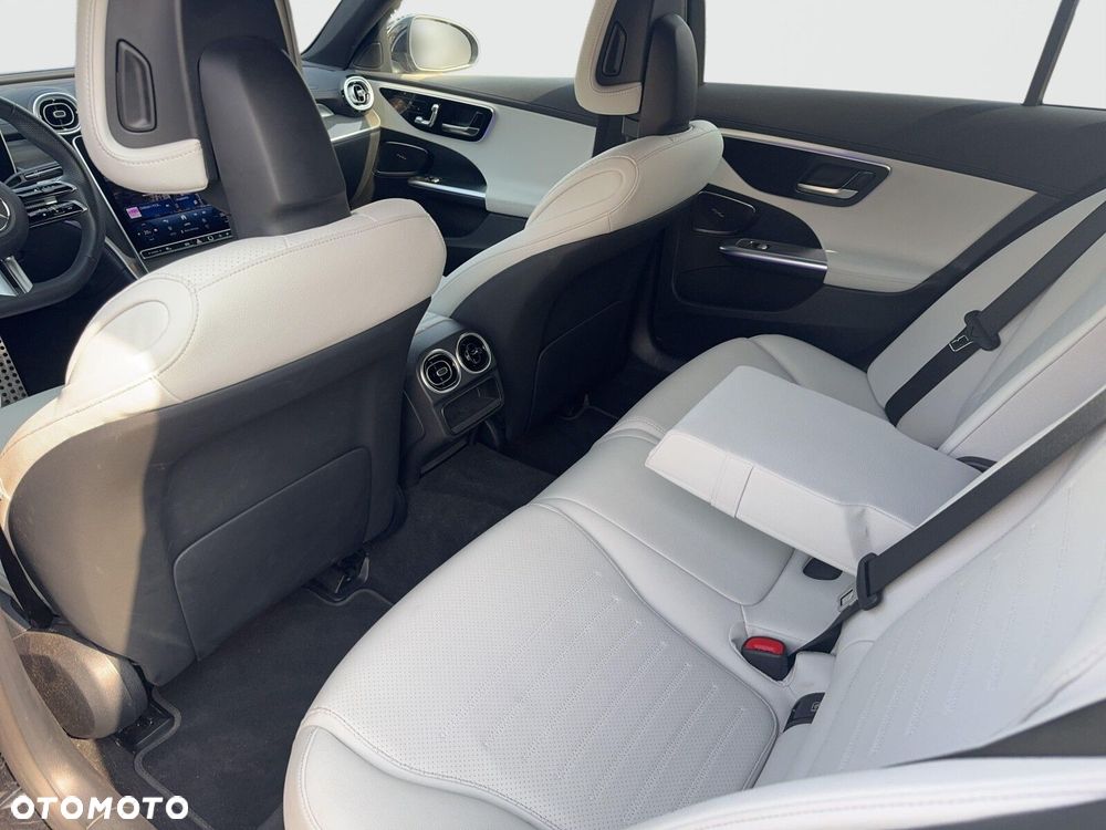 Mercedes-Benz Klasa C 220 d mHEV 4-Matic AMG - 18