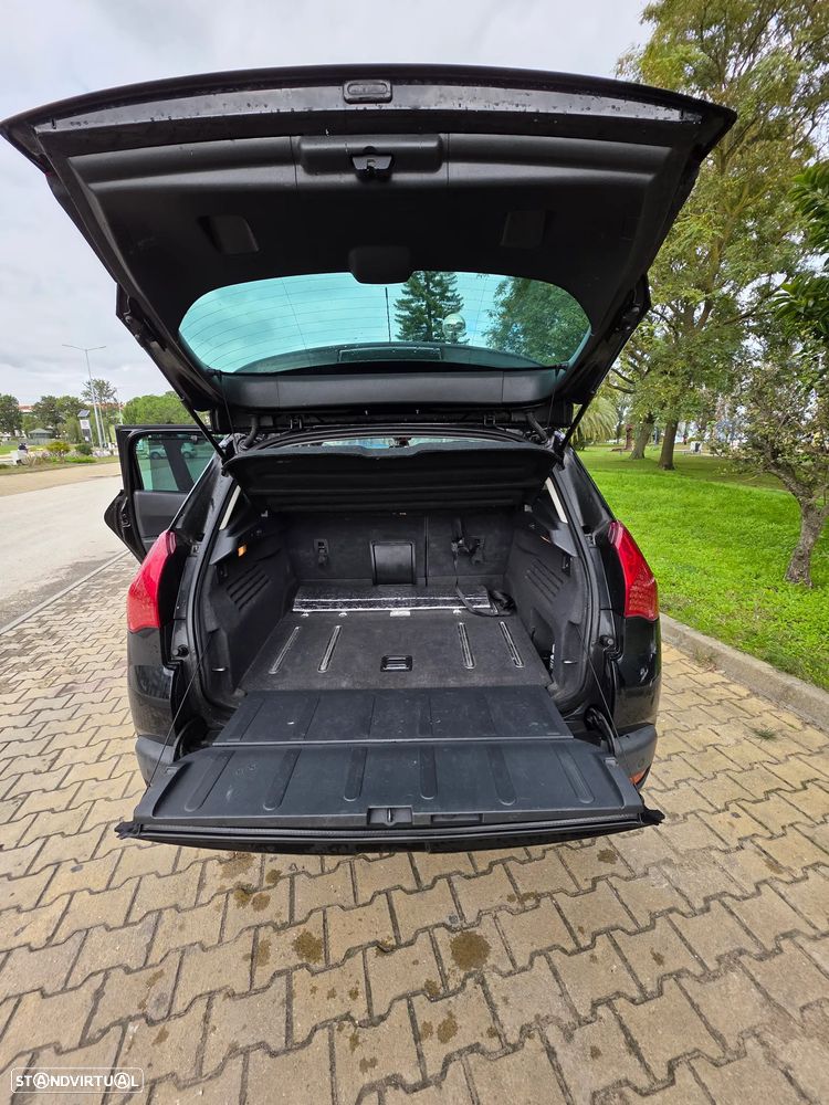 Peugeot 3008 2.0 HDi Hybrid4 99g J18 - 14