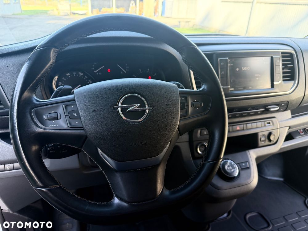 Opel Vivaro - 22