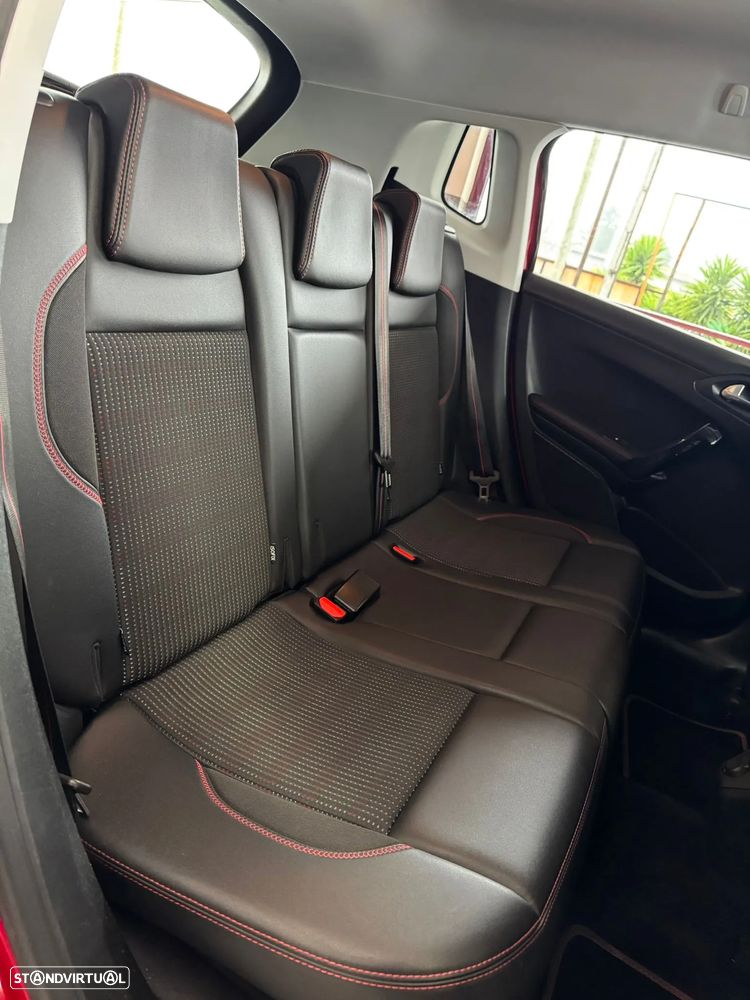 Peugeot 2008 1.2 PureTech GT Line - 16