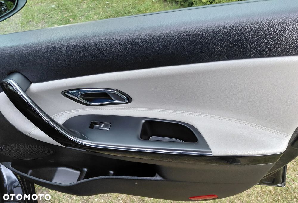 Kia Ceed 1.6 CRDi 128 Platinum Edition - 23