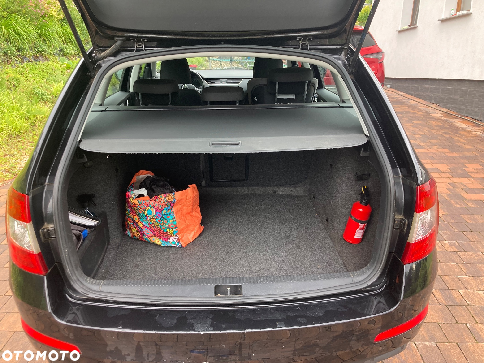 Skoda Octavia 1.6 TDI Ambition DSG - 8