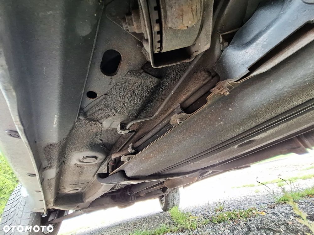 Toyota RAV4 D-4D 4x4 - 34