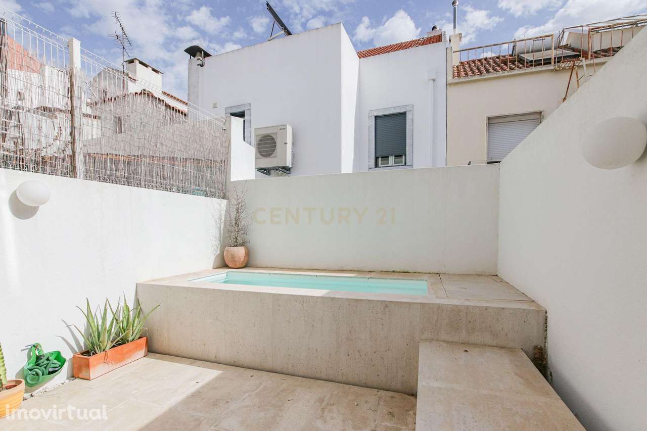 Moradia Geminada T3 com Terraço Vista Rio e Logradouro com Piscina | A - Grande imagem: 4/20