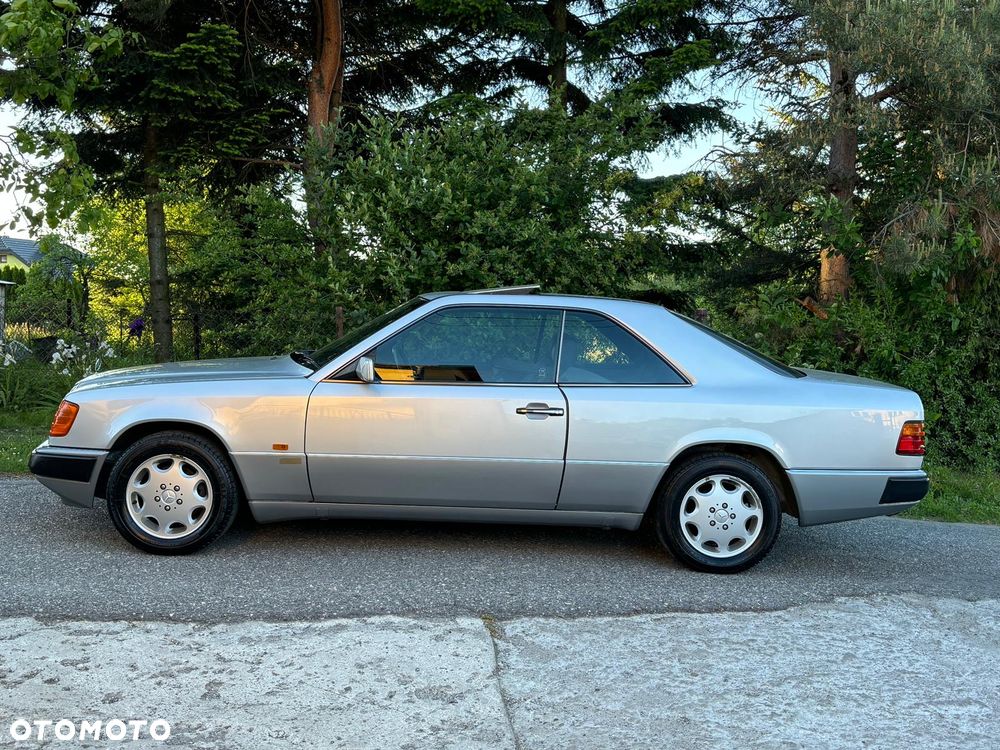 Mercedes-Benz W124 (1984-1993) - 6