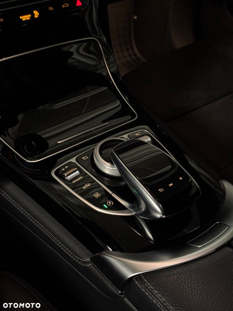 Mercedes-Benz GLC - 16