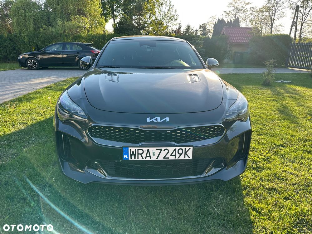 Kia Stinger - 17