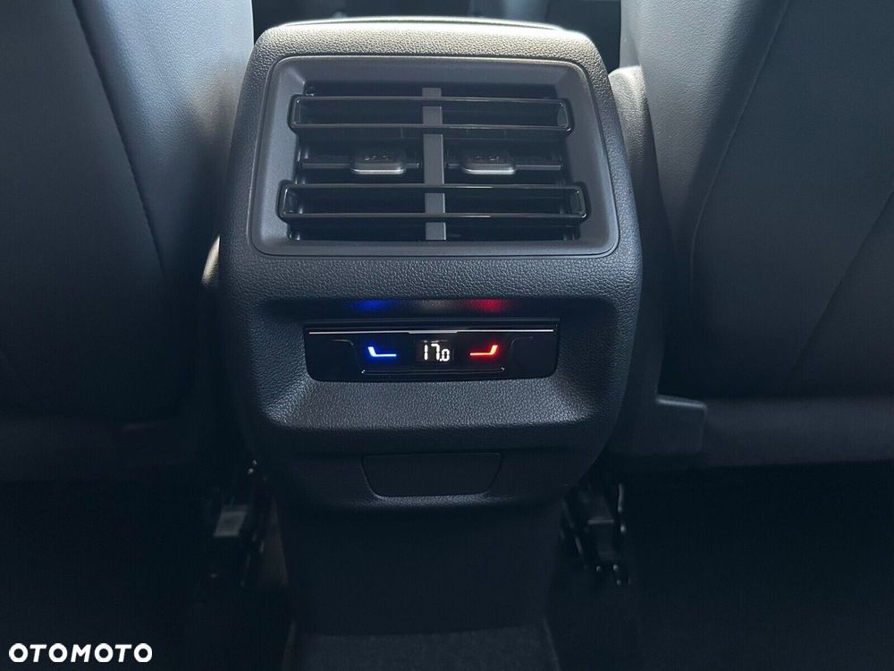 Volkswagen Tiguan - 26
