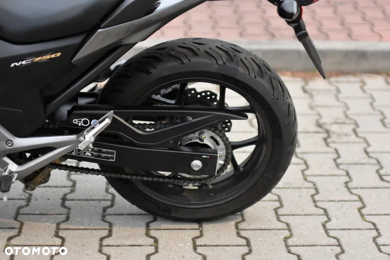 Honda NC - 28