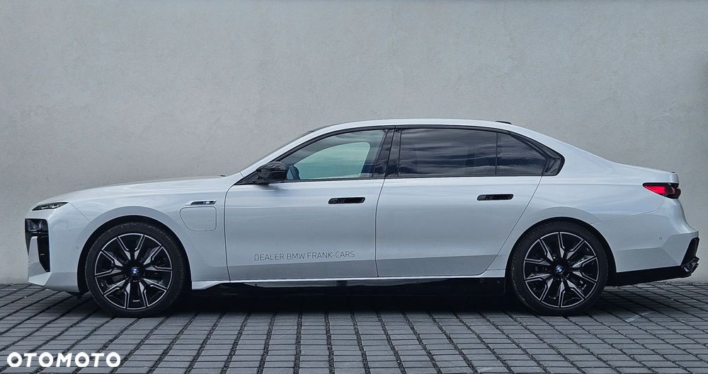BMW Seria 7 M760e PHEV xDrive sport - 5