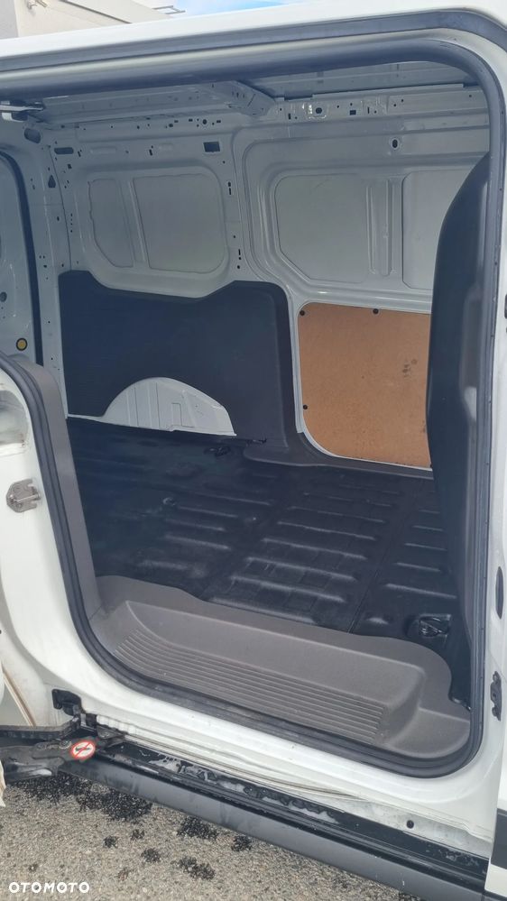 Ford Connect - 7