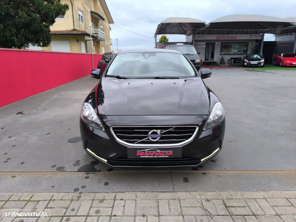 Volvo V40 D2 Momentum - 3