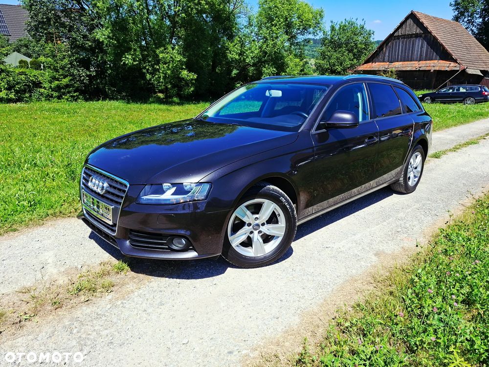 Audi A4 Avant 2.0 TDI DPF Ambiente - 2