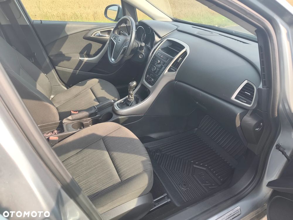 Opel Astra 1.4 T Sport - 11