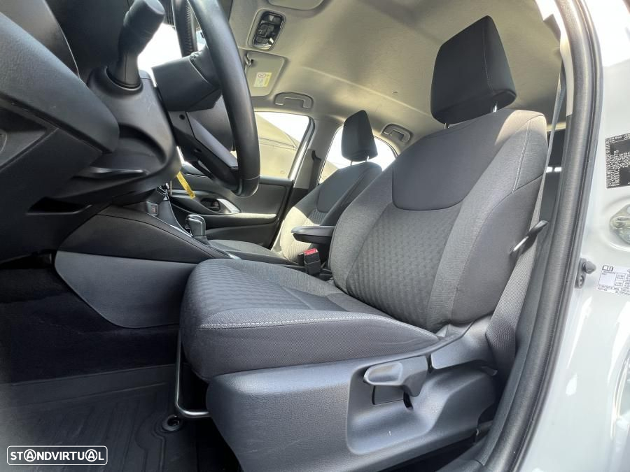 Toyota Yaris 1.5 HDF Comfort Plus - 17