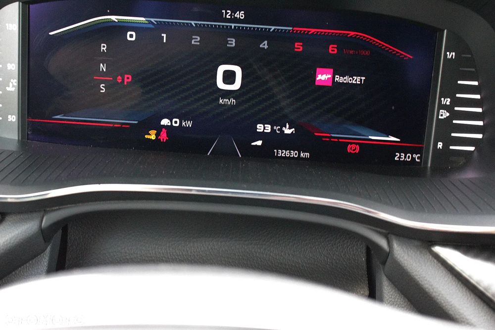 Skoda Octavia 2.0 TDI DSG RS - 33