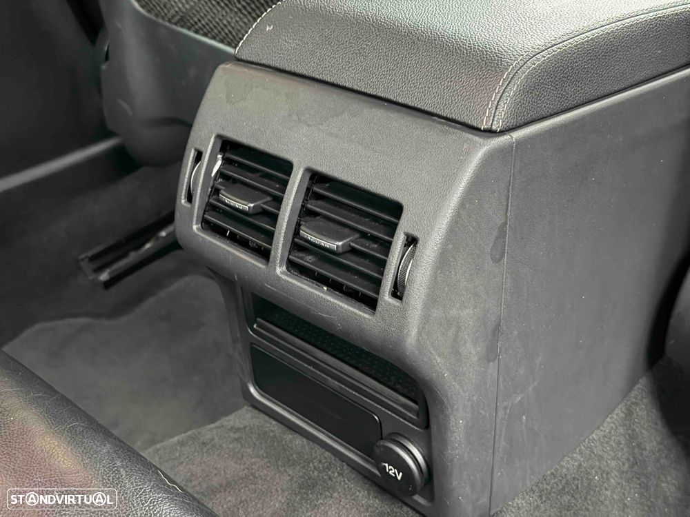 Jaguar XE 2.0 D R-Sport Aut. - 50