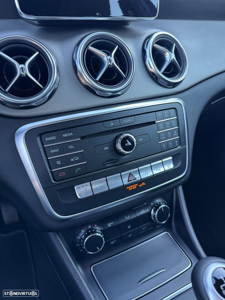 Mercedes-Benz GLA 180 (CDI) d Urban - 29